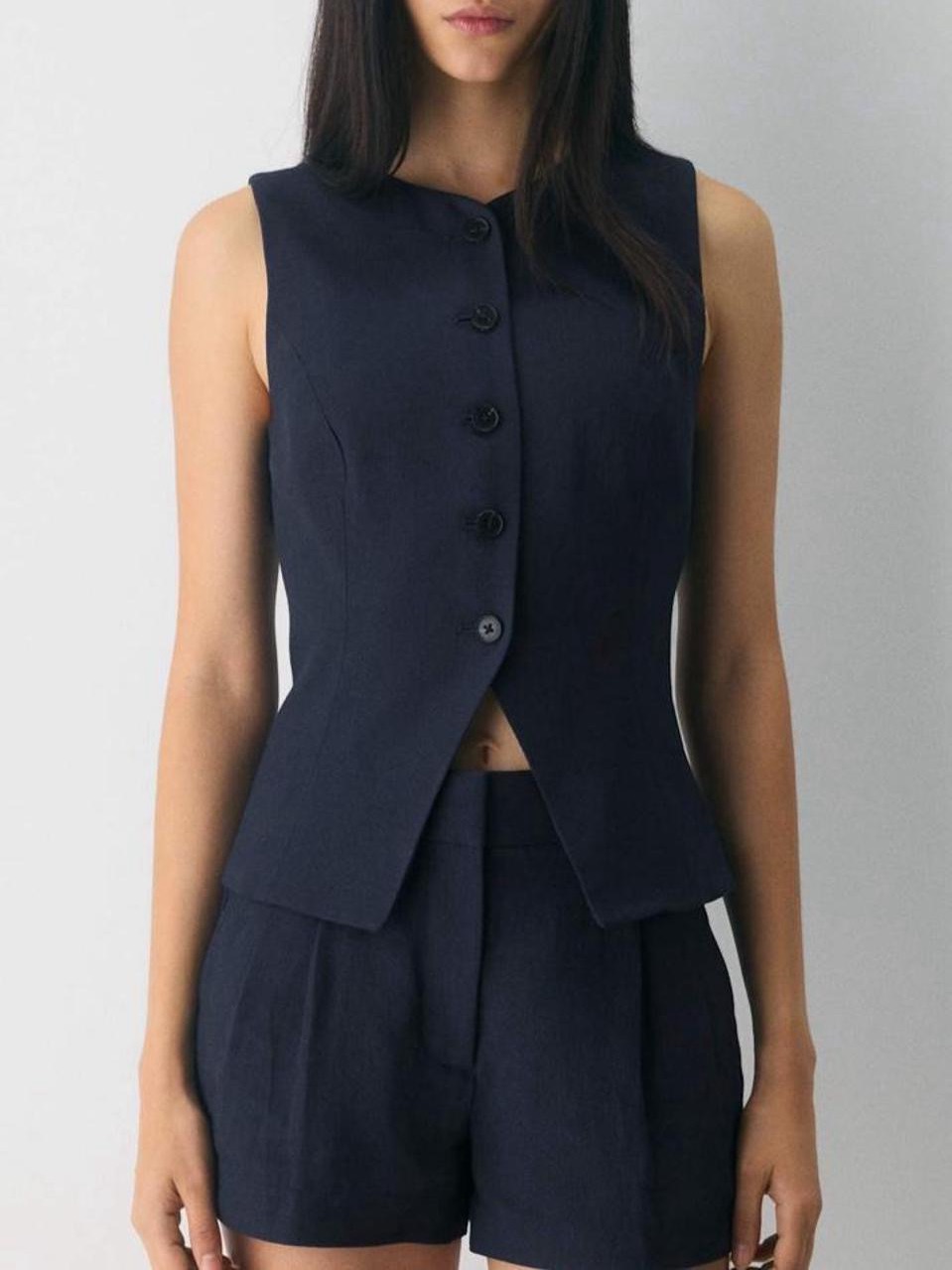 Aritzia Wilfred Regal Vest - Crepette In Admiral Navy. Size 4.